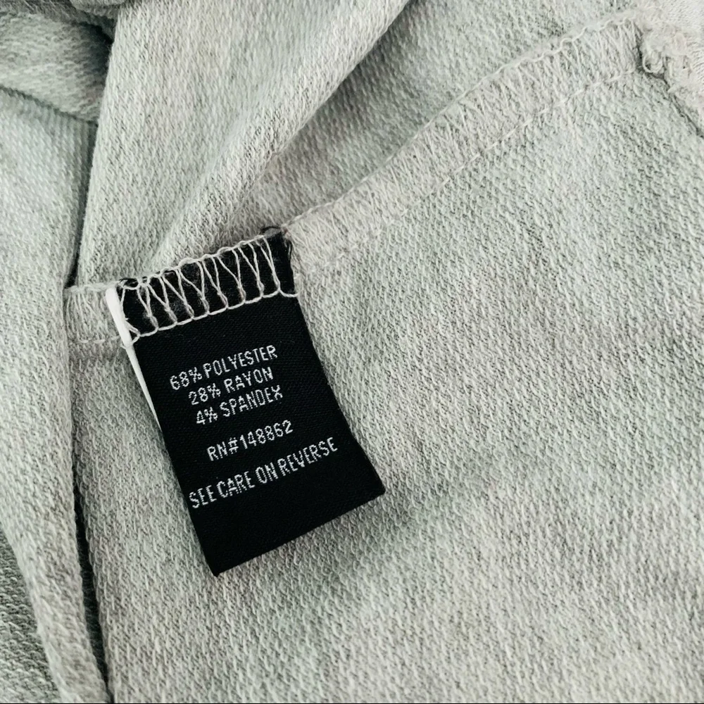 Torrid Off Shoulder Foil Front Sweatshirt Size 00X - Picture 7 of 8